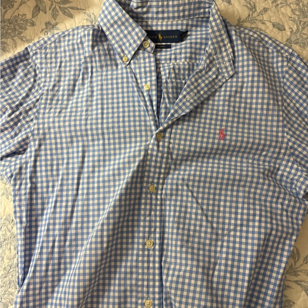 Ralph Lauren Men’s Button Down. Medium.